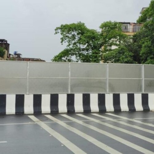 Polycarbonate noise barrier on Road/ Road noise barrier manufacturer in India